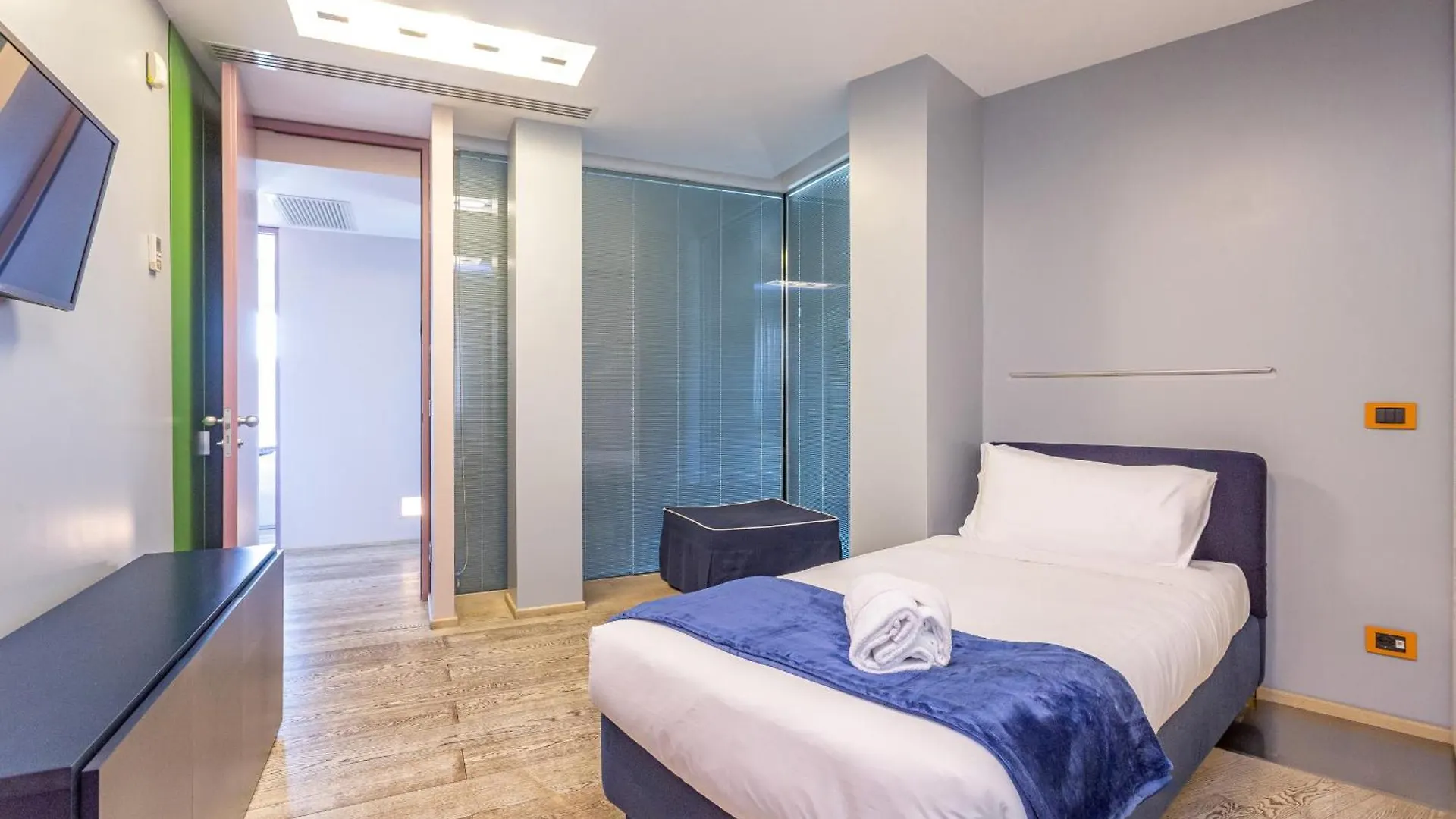 Vatican Exclusive Penthouse W Terrace And Parking Rome